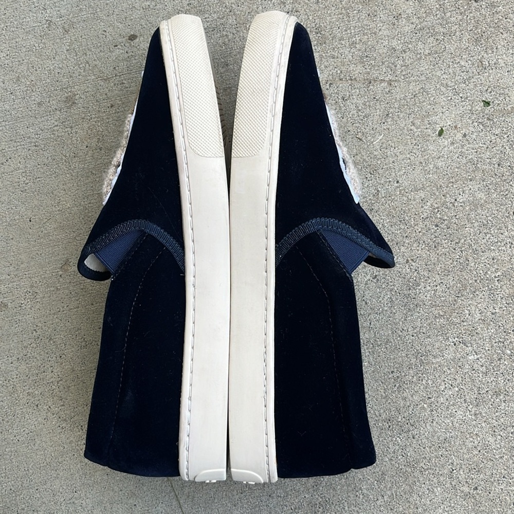 SOLUDOS Velvet Llama Sneaker in Navy Size 8.5 - Picture 13 of 14